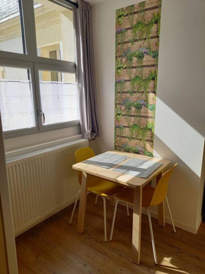 La Grelauderie 1 Daire Saintes Dış mekan fotoğraf